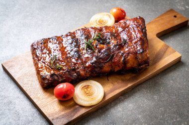 Izgara Barbekü kaburga domuz