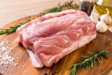 taze domuz ham filetosu