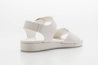 kadın deri sandalet