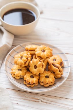 ananas reçeli ile bisküvi