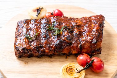 Izgara Barbekü kaburga domuz