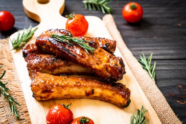 Izgara Barbekü kaburga domuz