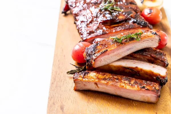 Izgara Barbekü kaburga domuz