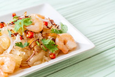 pamelo Baharatlı karides veya karides salatası