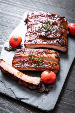 Izgara Barbekü kaburga domuz