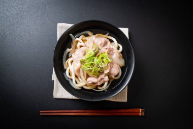 shoyu udon ramen noodle pork (Shoyu Ramen ile)