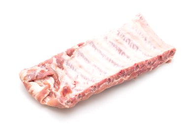 Taze çiğ domuz kaburgası. 