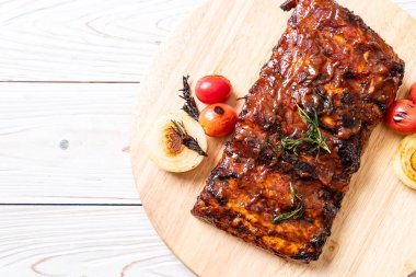 Izgara Barbekü kaburga domuz