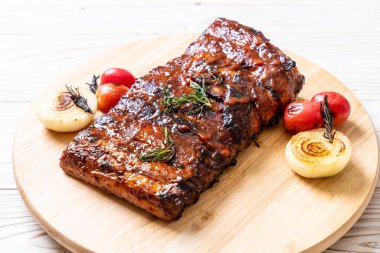 Izgara Barbekü kaburga domuz