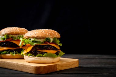 Taze lezzetli hamburger. 