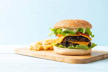 Taze lezzetli hamburger. 