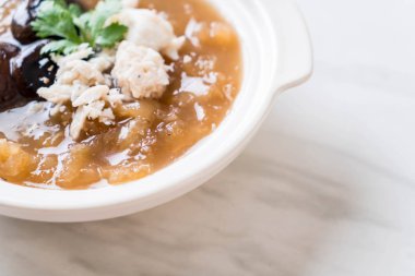 Kızarmış Balık Maw kırmızı et suyu çorbası Yengeç 