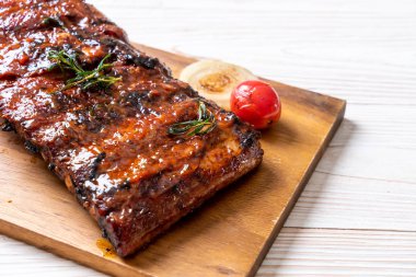 Izgara Barbekü kaburga domuz