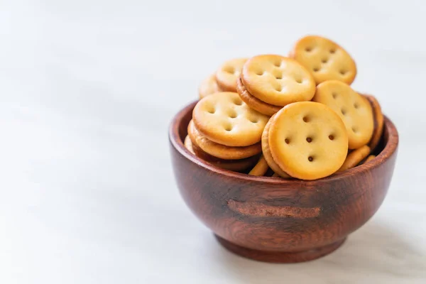 Biscuit with pineapple jam — Stock Photo, Image