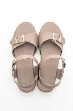 kadın deri sandalet