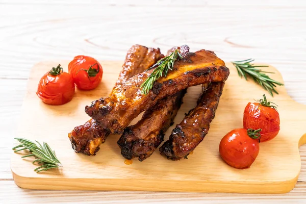 Izgara Barbekü kaburga domuz