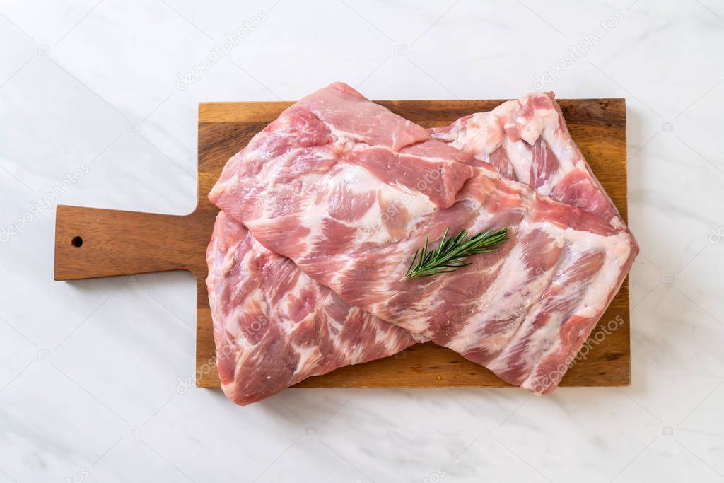 Fresh raw pork ribs 