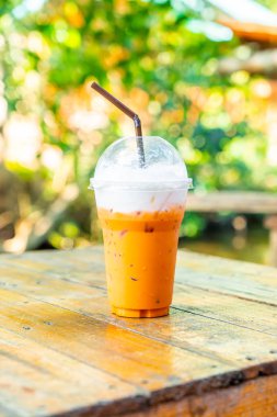 Tay buzlu süt çay bardağı 