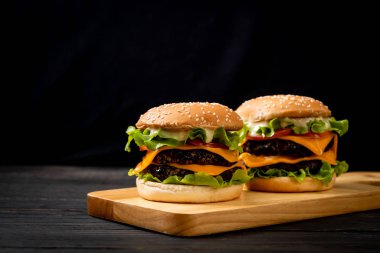 Taze lezzetli hamburger. 