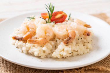 karides ile İtalyan risotto