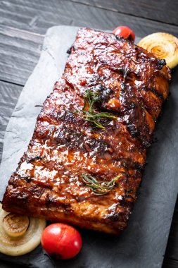 Izgara Barbekü kaburga domuz