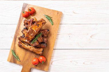 Izgara Barbekü kaburga domuz