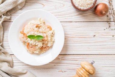 karides ile İtalyan risotto