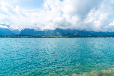 Thun Gölü Dağı İsviçre