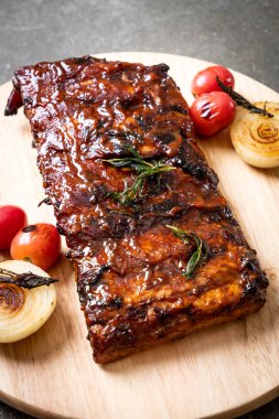 Izgara Barbekü kaburga domuz