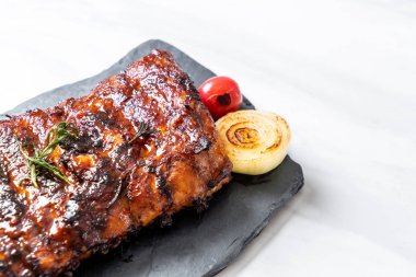 Izgara Barbekü kaburga domuz