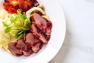 soslu ızgara duck meme