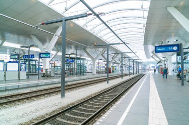 Salzburg, Avusturya, üzerinde 30 Ağustos 2018. Bölgesel tren st vardır