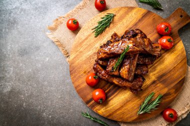 Izgara Barbekü kaburga domuz