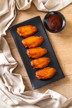 Barbekü tavuk kanadı