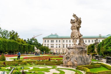 Salzburg, Avusturya - 30 Ağustos 2018: Mir yürüyüş turist