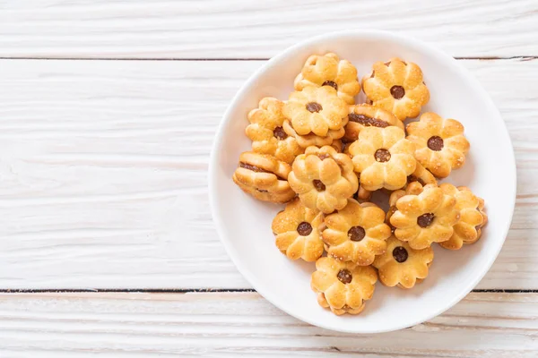 Kex med ananas sylt — Stockfoto