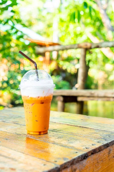 Filiżanka herbaty mrożonej tajski mleka — Zdjęcie stockowe