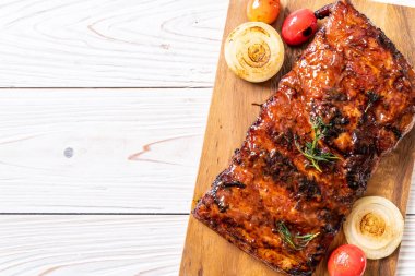 Izgara Barbekü kaburga domuz