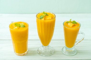 taze mango smoothies 