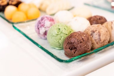 Mix lezzet dondurma kepçe