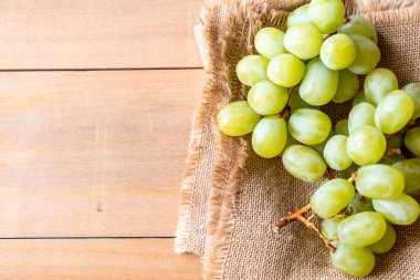 taze yeşil üzüm