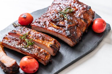 Izgara Barbekü kaburga domuz