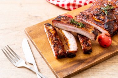 Izgara Barbekü kaburga domuz