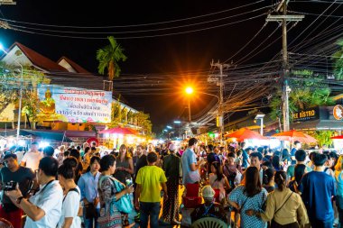 Chiang Mai Tayland - 17 Şubat 2019: Tha-Pae kapısı çok courtya