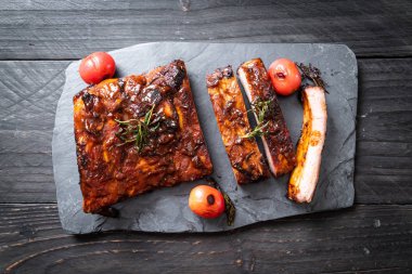 Izgara Barbekü kaburga domuz