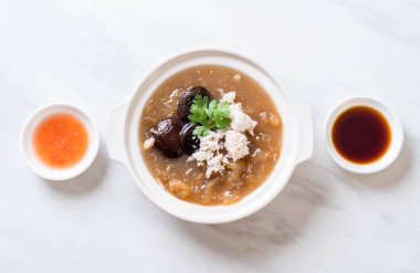 Kızarmış Balık Maw kırmızı et suyu çorbası Yengeç 