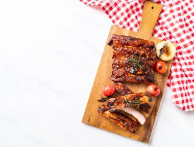 Izgara Barbekü kaburga domuz