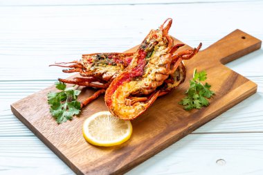 ızgara ıstakoz biftek