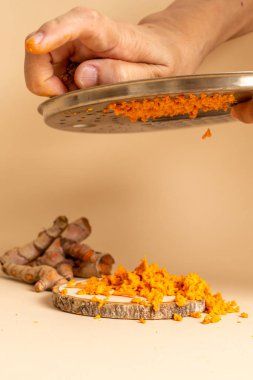 taze zerdeçal Dilimleme 