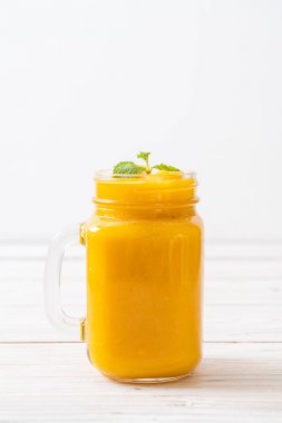 taze mango smoothies 